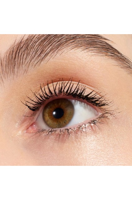 ESSENCE me Queen dramatic false lash effect mascara